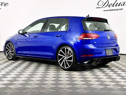 Used 2018 Volkswagen Golf R 4-Door AWD/4WD image 4