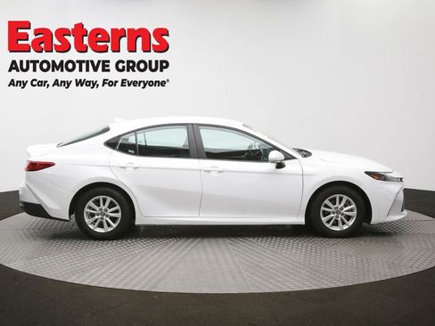Used 2025 Toyota Camry LE FWD image 44