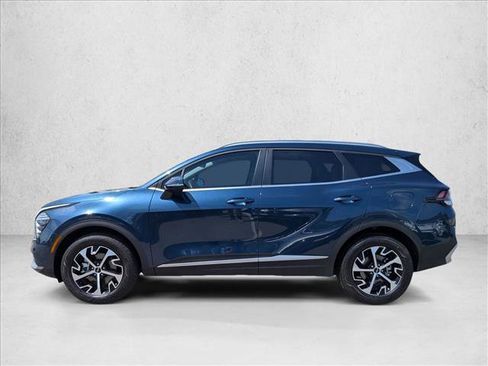 Used 2025 Kia Sportage EX AWD/4WD image 9