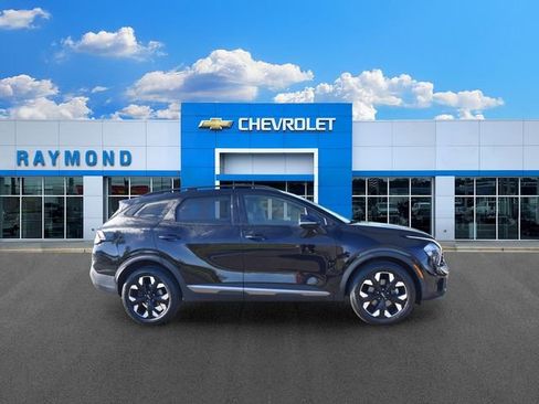 Used 2023 Kia Sportage X-Line AWD/4WD image 2