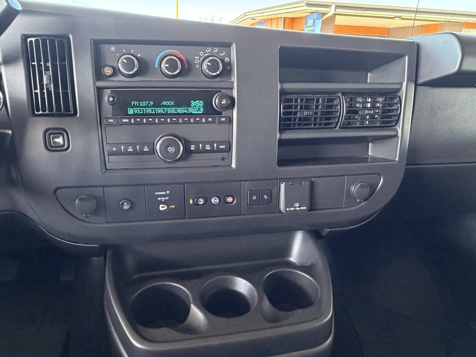 Used 2024 Chevrolet Express 3500 LT w/ LT Preferred Equipment Group RWD image 14