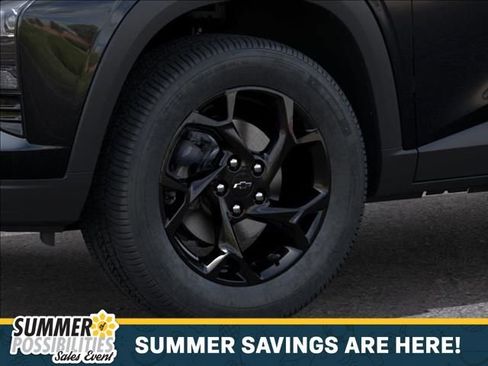 New 2026 Chevrolet Trax LT w/ Driver Confidence Package FWD image 9
