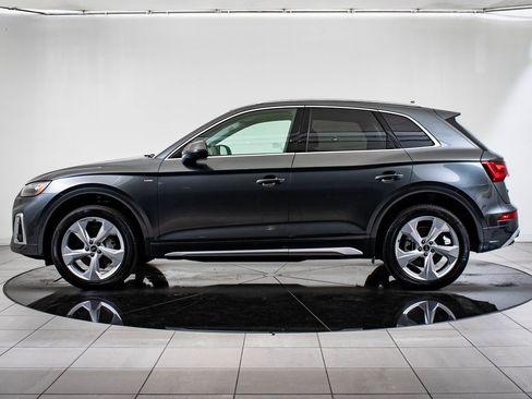 Certified 2025 Audi Q5 2.0T Premium Plus w/ Premium Plus Package image 12
