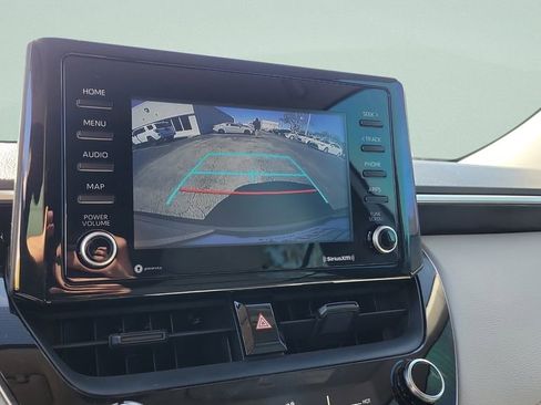 Used 2022 Toyota Corolla Cross L image 17