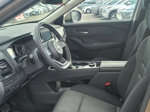 Certified 2024 Nissan Rogue SV image 11