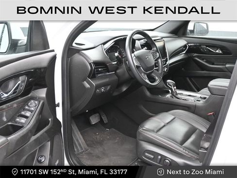 Used 2023 Chevrolet Traverse RS image 10