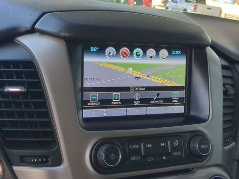 Used 2018 GMC Yukon Denali w/ Open Road Package image 17