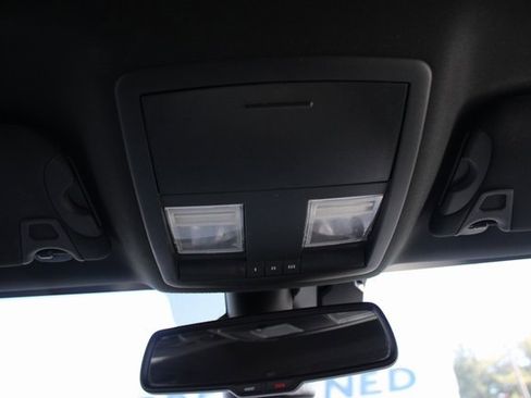 Used 2019 Dodge Challenger SRT Hellcat Redeye image 13