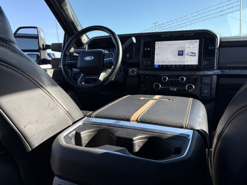 Used 2024 Ford F250 Platinum AWD/4WD image 26