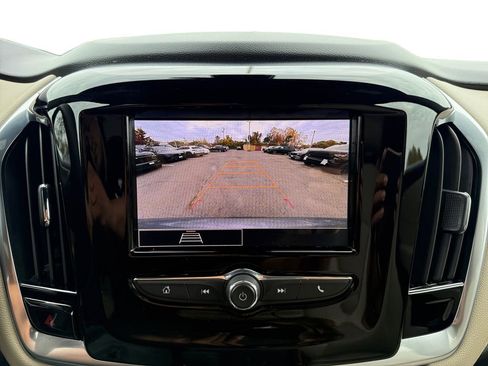 Used 2023 Chevrolet Traverse LS w/ Safety Package image 15