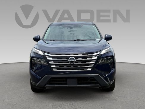 Used 2024 Nissan Rogue SV FWD image 26