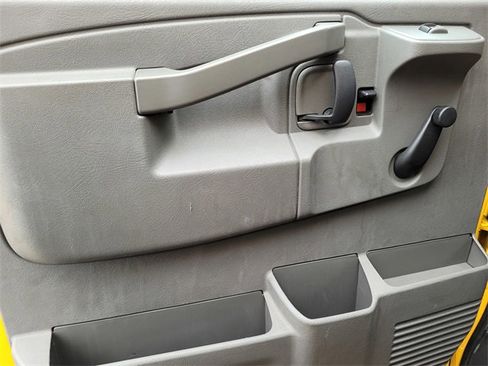 Used 2019 GMC Savana 3500 Work Van w/ Driver Convenience Package image 19