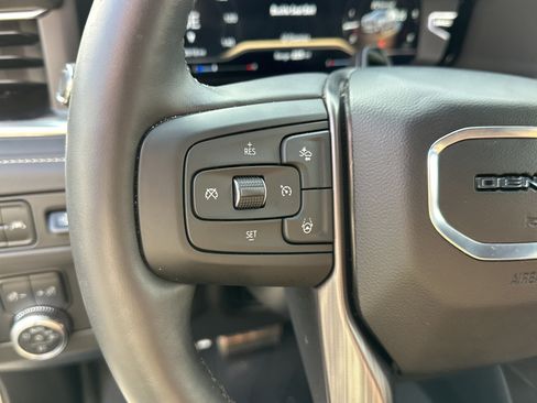 Certified 2024 GMC Yukon Denali Ultimate image 28