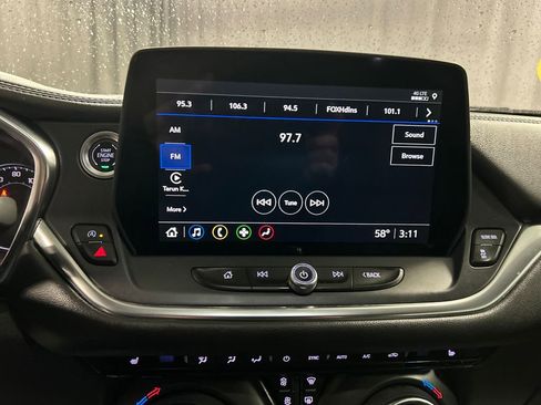 Used 2025 Chevrolet Blazer LT FWD image 17