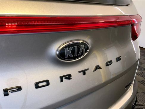 Used 2022 Kia Sportage Nightfall Edition AWD/4WD image 33