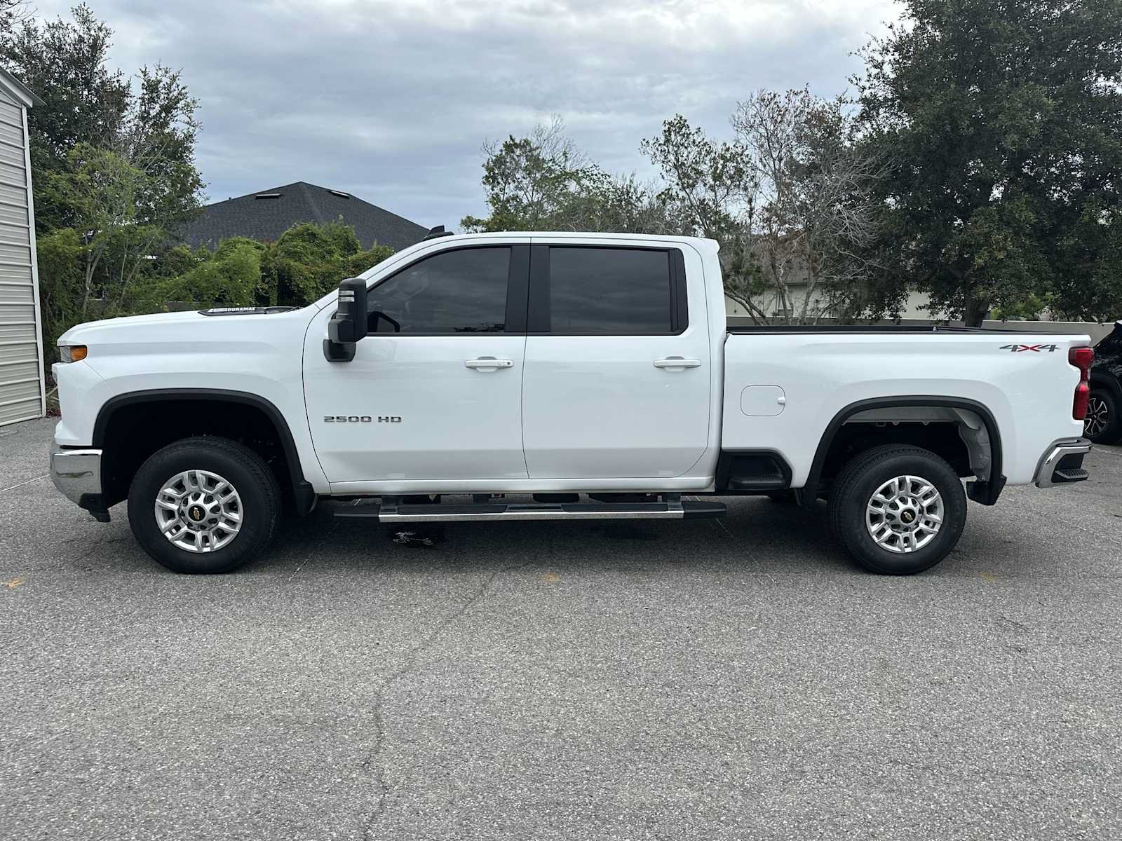 Certified 2025 Chevrolet Silverado 2500 LT w/ Convenience Package AWD/4WD image 3