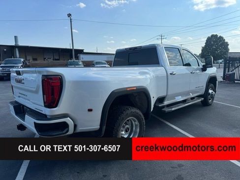 Used 2023 GMC Sierra 3500 Denali w/ Denali Ultimate Package AWD/4WD image 4