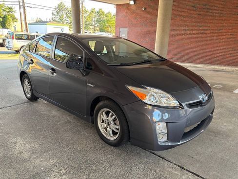 Used 2011 Toyota Prius Two FWD image 1