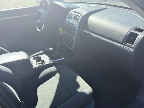 Used 2010 Dodge Charger SXT image 5