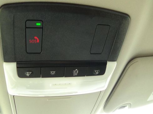 Used 2025 Nissan Altima 2.5 SV FWD image 28