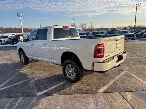 Used 2024 RAM 2500 Laramie AWD/4WD image 3
