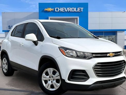 Used 2019 Chevrolet Trax LS FWD image 11