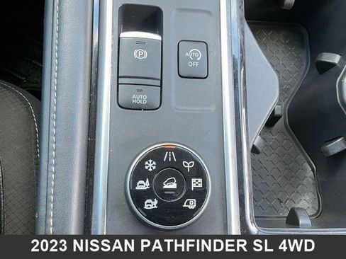 Used 2023 Nissan Pathfinder SL image 25