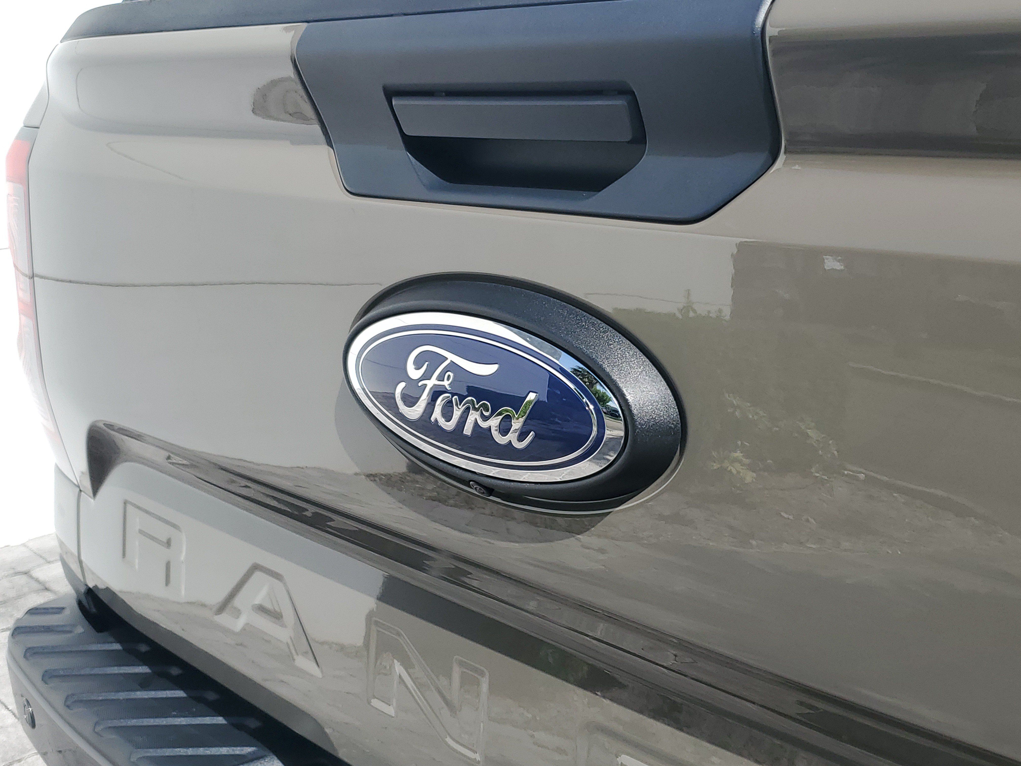 Used 2025 Ford Ranger Lariat w/ FX4 Off-Road Package AWD/4WD image 7