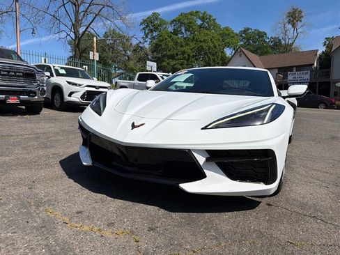 Used 2021 Chevrolet Corvette Stingray Coupe w/ 1LT RWD image 3