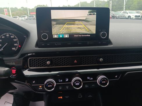 Used 2024 Honda Civic EX image 7