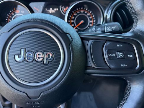Certified 2022 Jeep Wrangler Unlimited Sport image 26