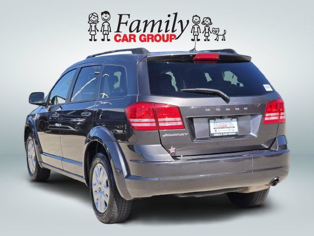 Used 2018 Dodge Journey SE w/ Connectivity Group FWD image 3