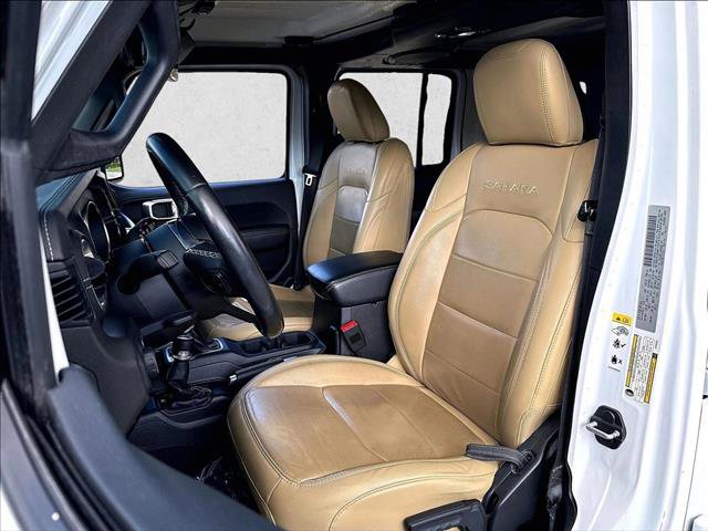 Used 2018 Jeep Wrangler Unlimited Sahara AWD/4WD image 26