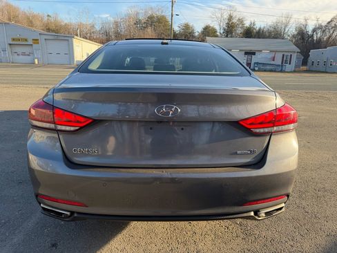 Used 2015 Hyundai Genesis 3.8 w/ Option Group 04 image 8