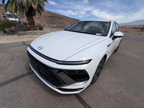 Used 2024 Hyundai Sonata SEL FWD image 1