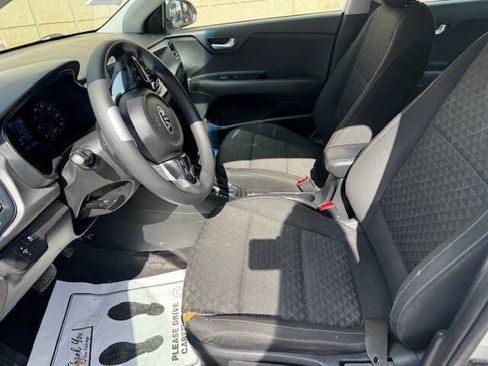 Used 2018 Kia Rio S image 27