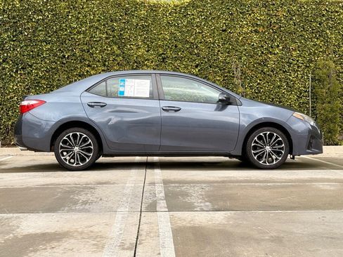 Used 2014 Toyota Corolla S Premium w/ Driver Convenience Package image 10