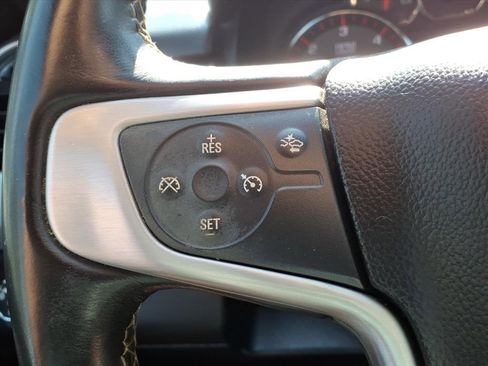 Used 2016 GMC Yukon XL SLE w/ Convenience Package image 16