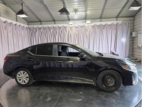 Used 2025 Nissan Sentra S w/ Trunk Package image 7