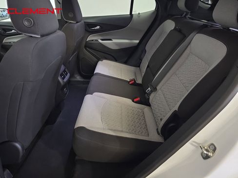 Used 2023 Chevrolet Equinox LT w/ Driver Convenience Package image 27