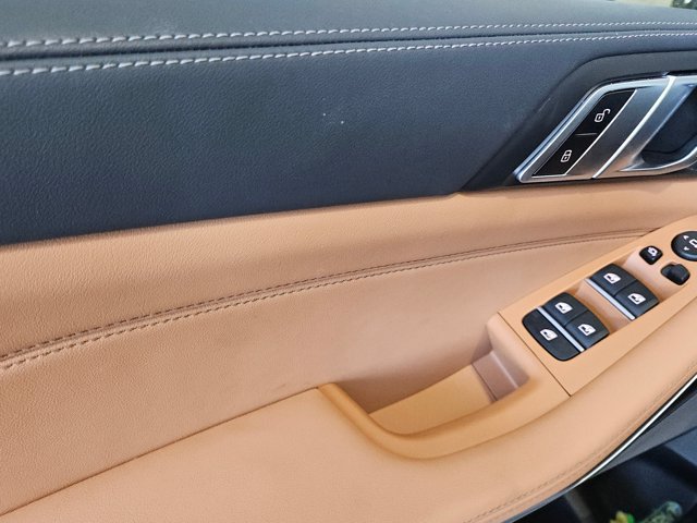 Certified 2026 BMW X5 xDrive40i AWD/4WD image 3