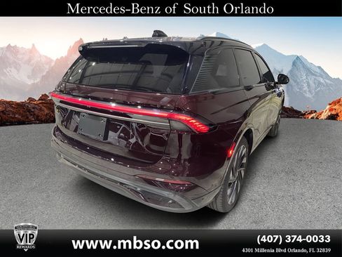 Used 2024 Lincoln Nautilus Reserve w/ Equipment Group 202A AWD/4WD image 22