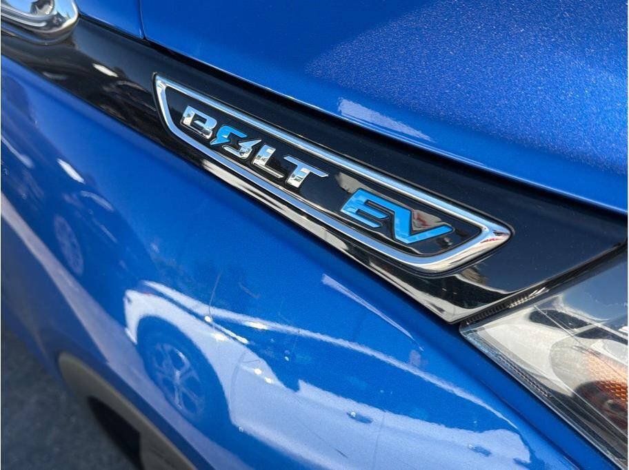 Used 2021 Chevrolet Bolt LT FWD image 23