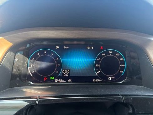 Used 2024 Volkswagen Atlas SE AWD/4WD image 20