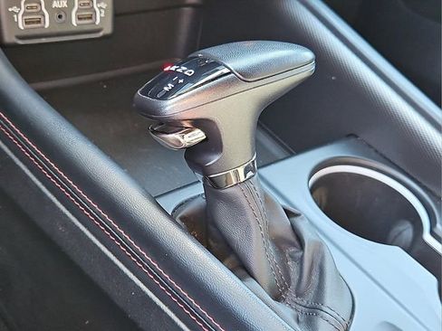 Used 2024 Dodge Durango GT image 31