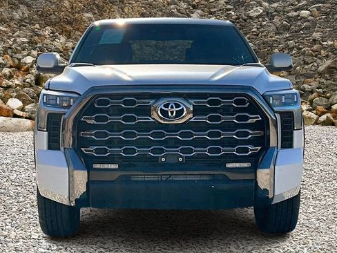 Used 2024 Toyota Tundra Platinum image 3