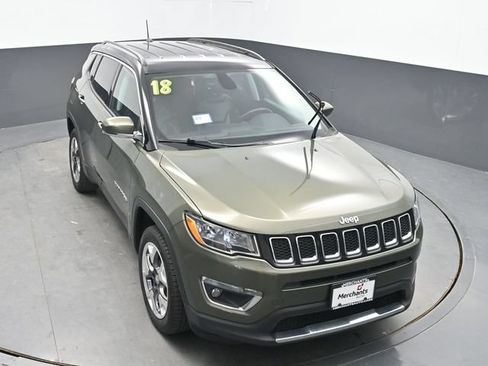 Used 2018 Jeep Compass Limited AWD/4WD image 23