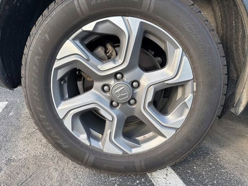Used 2018 Honda CR-V EX-L image 7