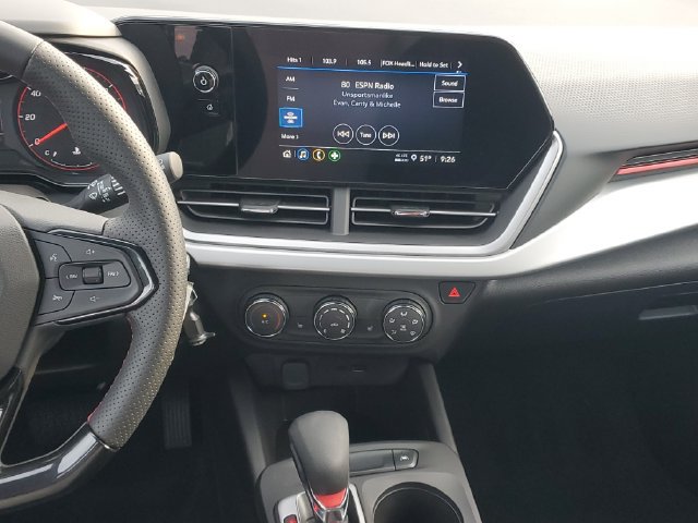 Certified 2026 Chevrolet Trax RS FWD image 12