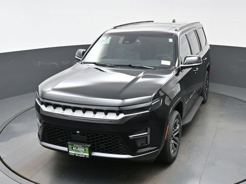 New 2026 Jeep Grand Wagoneer 4WD image 19